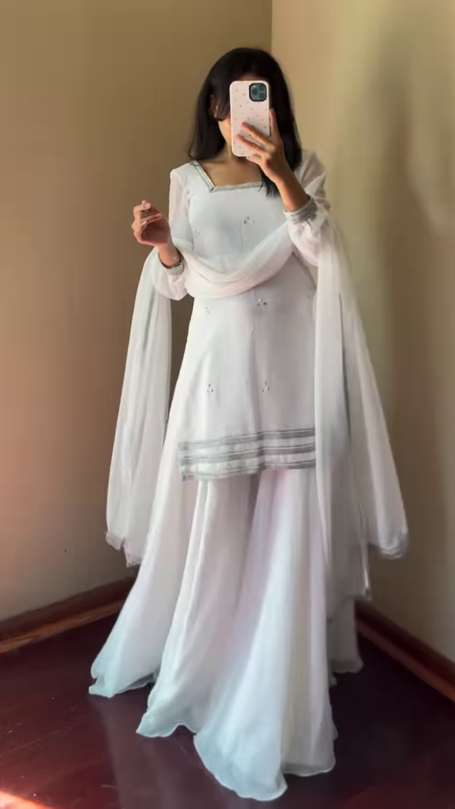 Elegant White Anarkali Set with Flowing Dupatta