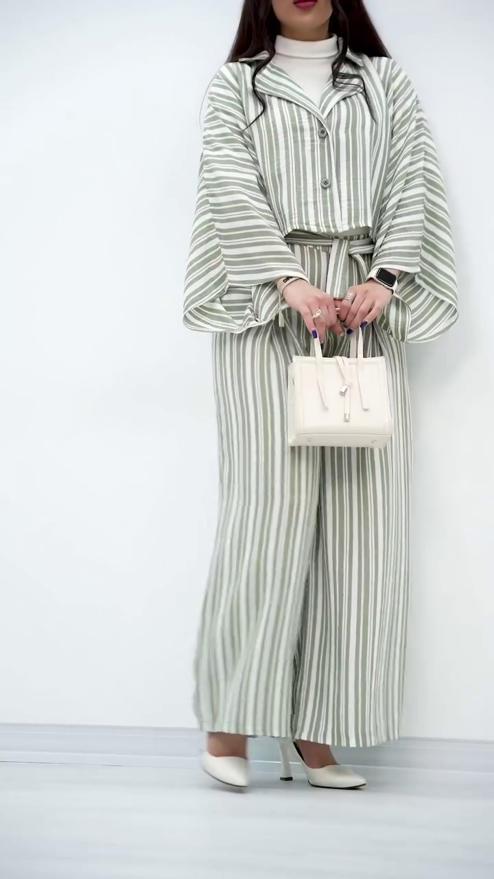 Elegant Beige Striped Co-Ord Set with Statement Sleeves - Image 5