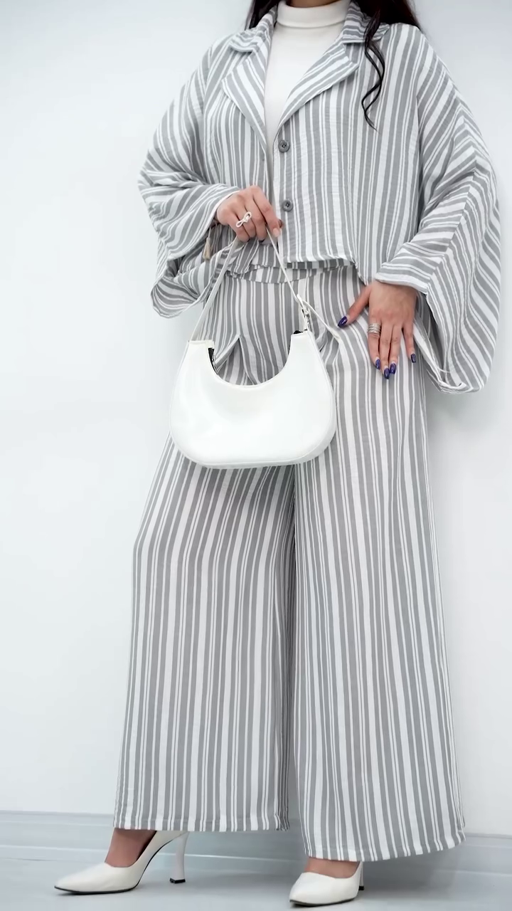 Elegant Beige Striped Co-Ord Set with Statement Sleeves - Image 4