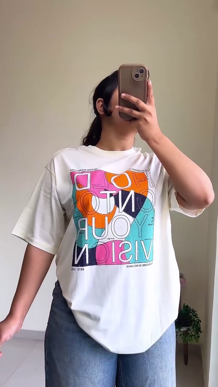 Oversized Graphic T-Shirt with Artistic Headphone Illustration - Image 14